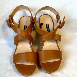 Nine West Wedge Sandal 10